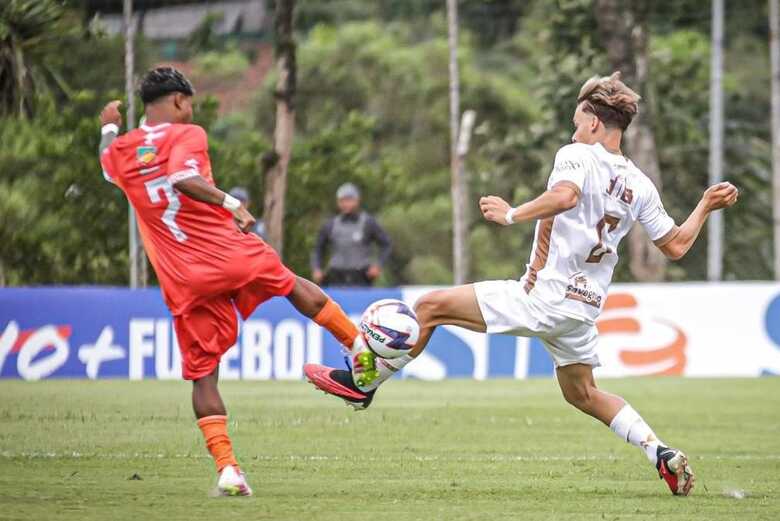 Ivinhema empatou com o Refer&ecirc;ncia FC