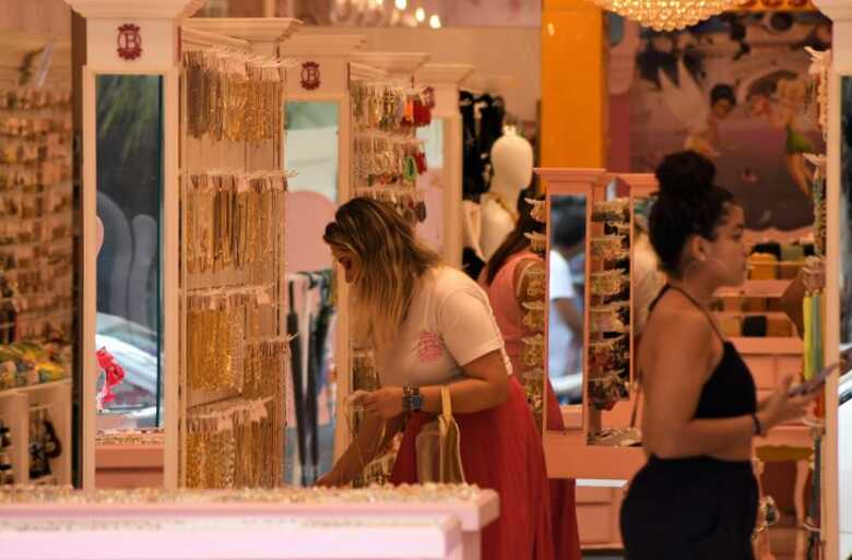 Somente em dezembro de 2025, foram abertas 847 empresas no Estado