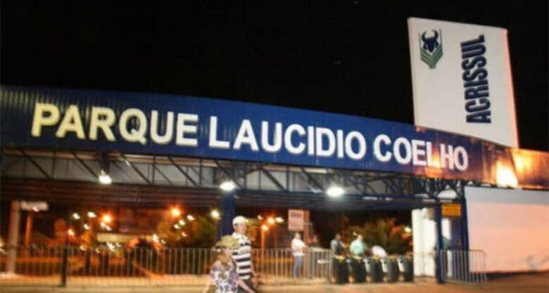 Fachada do Parque de Exposi&ccedil;&atilde;o