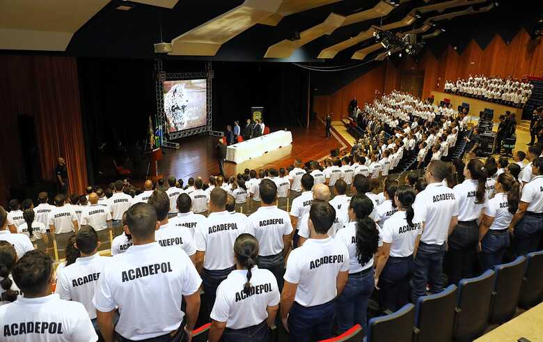 Curso ser&aacute; para 472 alunos