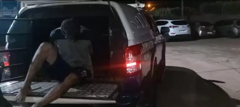 O homem foi detido e encaminhado &agrave; Delegacia de Pronto Atendimento Comunit&aacute;rio 