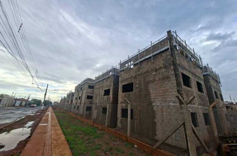 Residencial em constru&ccedil;&atilde;o no Nova Bahia