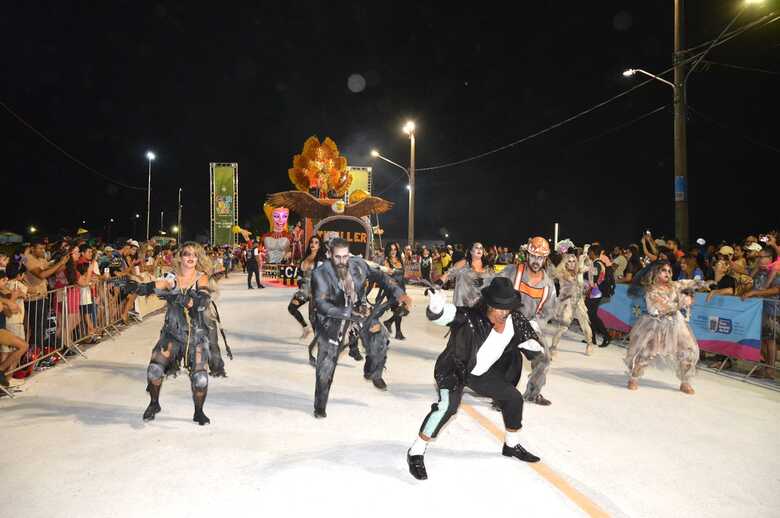  Sete escolas disputam o t&iacute;tulo deste ano