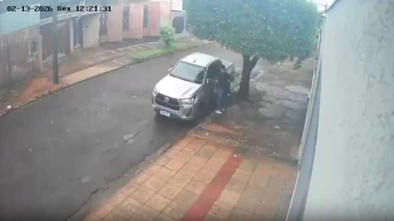 Hilux levada pelo suspeito