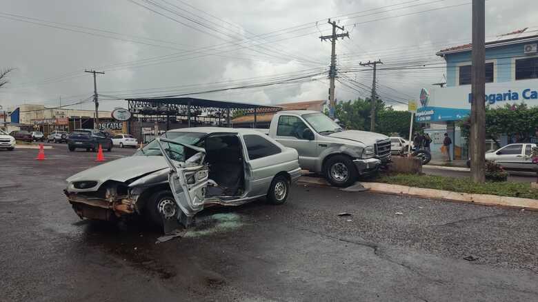 Mulher estava conduzindo um Escort