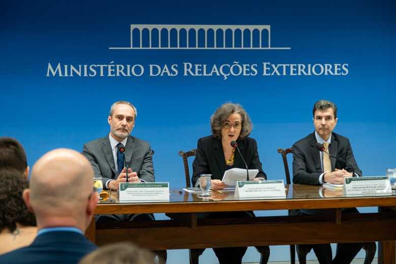 A viagem consolida uma agenda que une diplomacia econ&ocirc;mica, seguran&ccedil;a alimentar e intelig&ecirc;ncia artificial 