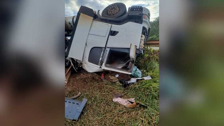 O acidente aconteceu na madrugada de hoje