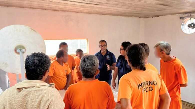 Dez detentos foram treinados para a produ&ccedil;&atilde;o