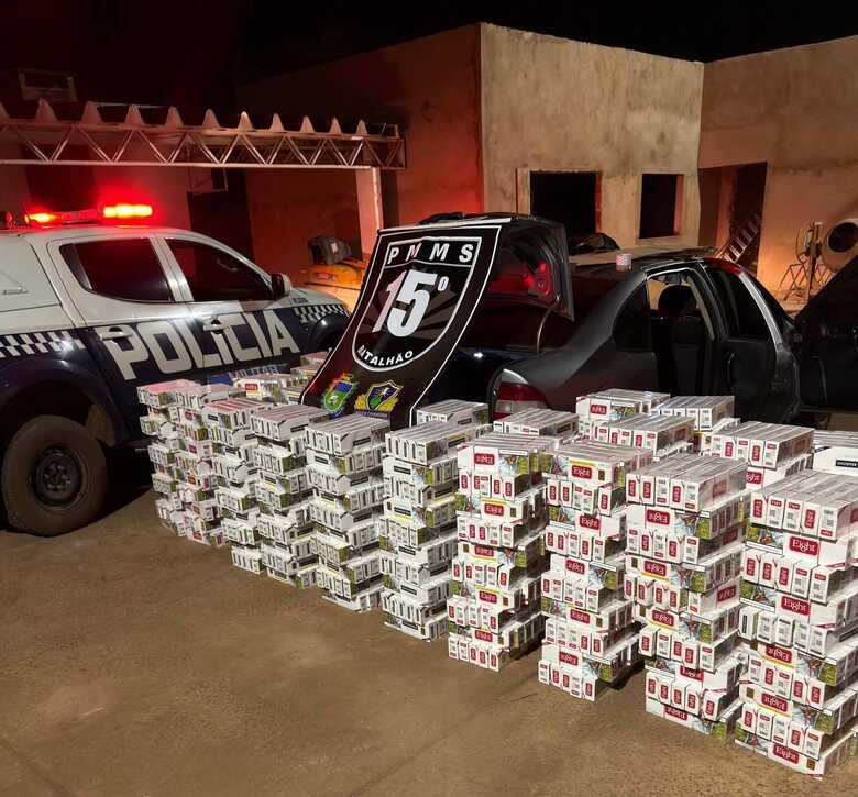 Cigarros apreendidos pelos policiais