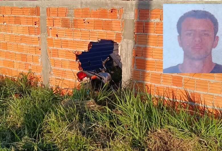 A v&iacute;tima morreu ainda no local