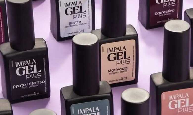 Linha de esmaltes retiradas de circula&ccedil;&atilde;o