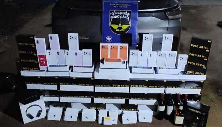 Itens foram apreendidos e foram levados para a Receita Federal