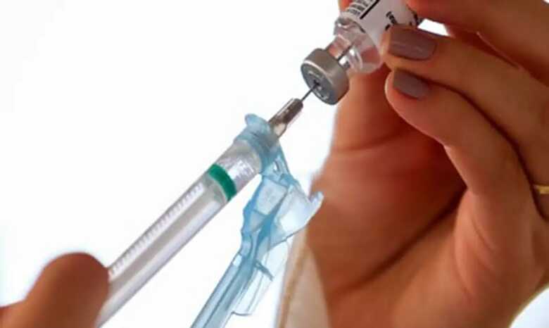 Vacina da herpes-z&oacute;ster