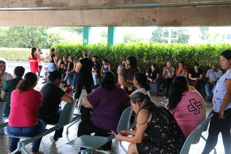 Enfermeiros paralisaram parte das atividades na Santa Casa