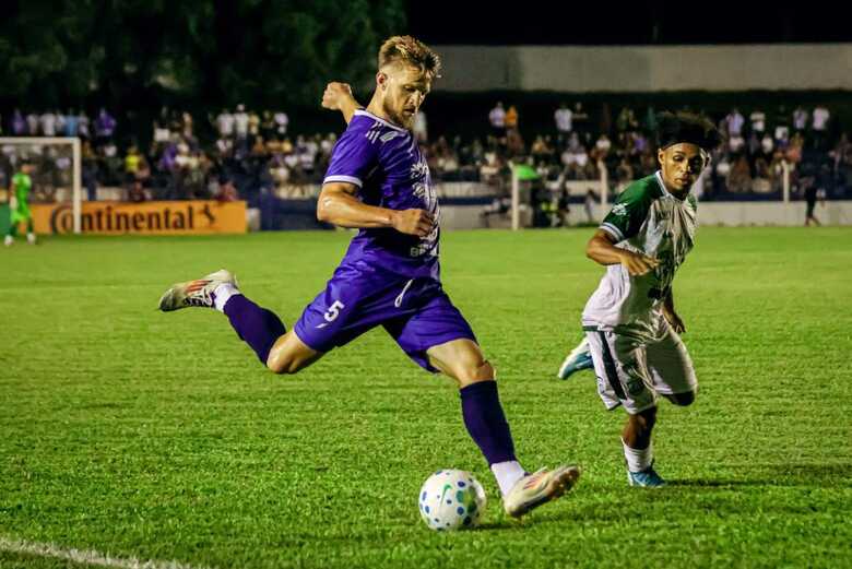 Ivinhema venceu o Independente-AP na primeira fase