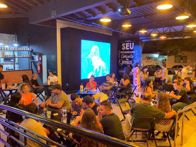 Bares precisar&atilde;o se adequar