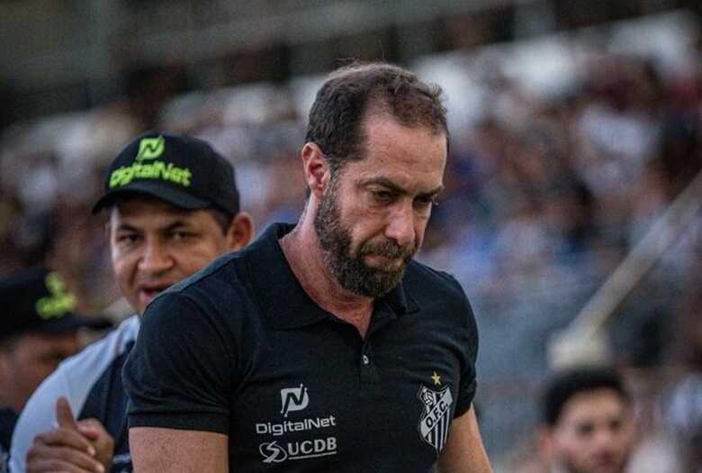 Paulo Massaro foi demitido do Oper&aacute;rio