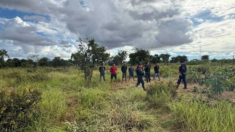 Suspeitos foram detidos pelas equipes da PM