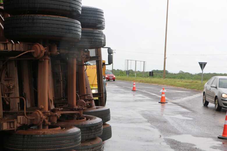 Caminh&atilde;o em acidente - Foto: Ilustrativa / Vin&iacute;cius Santos