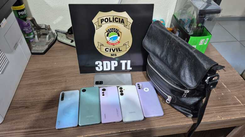 Itens recuperados pela pol&iacute;cia