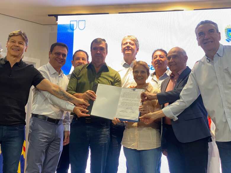 Governador Eduardo Riedel assina prorroga&ccedil;&atilde;o de isen&ccedil;&otilde;es fiscais