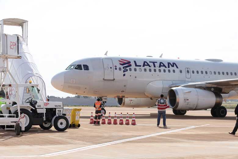 A opera&ccedil;&atilde;o &eacute; realizada pela Latam Airlines