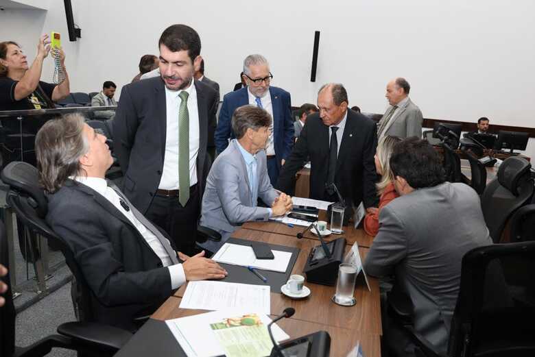 Sess&atilde;o ordin&aacute;ria da Assembleia Legislativa come&ccedil;a &agrave;s 9h 