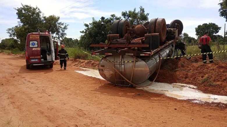 Caminh&atilde;o estava carregado com leite