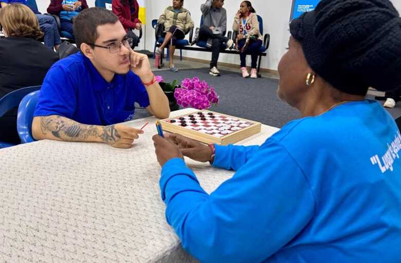 O evento re&uacute;ne gestores municipais, conselhos e representantes de pol&iacute;ticas p&uacute;blicas