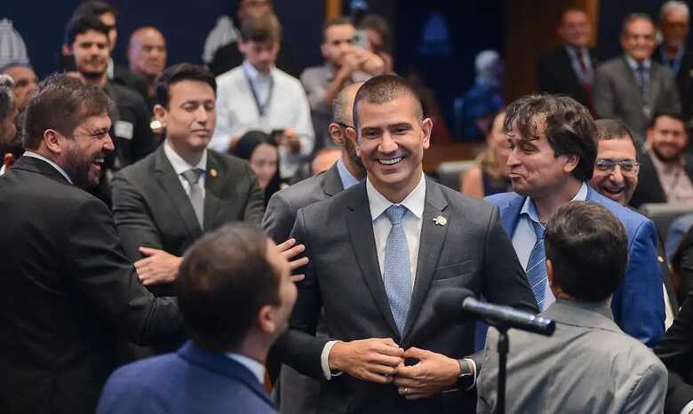 Parlamentar pode vir a ser governador-tamp&atilde;o do RJ at&eacute; fim de 2026