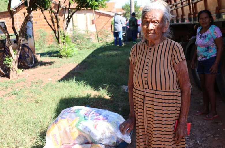Dona Louren&ccedil;a, aos 90 anos