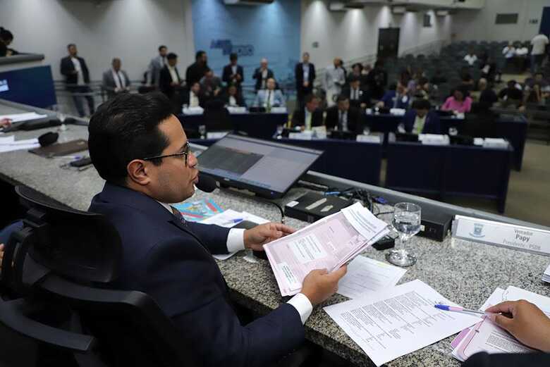 Mesa diretora da C&acirc;mara Municipal de CG