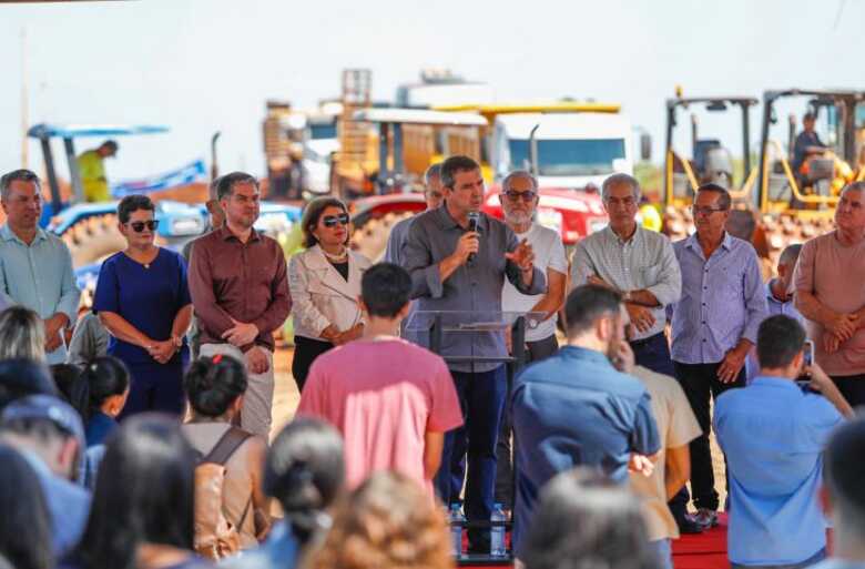 O governador Eduardo Riedel autorizou o trabalho durante agenda em Terenos