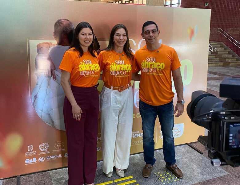 Adriana Sato, primeira-dama M&ocirc;nica Riedel e Roberto Gurgel