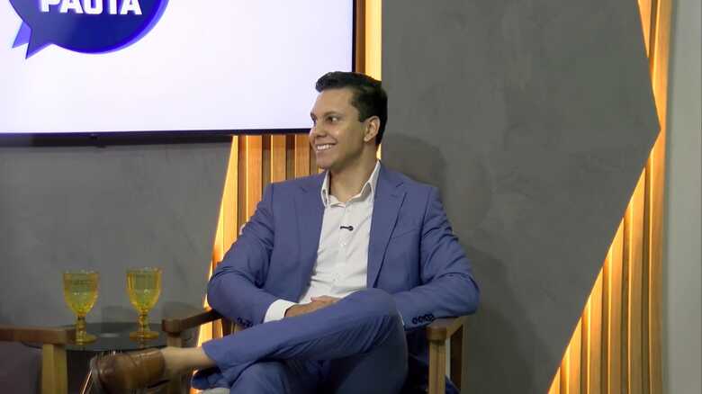 Corretor Vinicius Cruz participou do Em Pauta