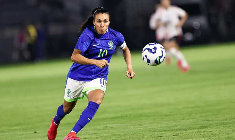 Marta est&aacute; de volta a Sele&ccedil;&atilde;o Brasileira
