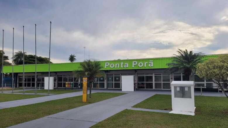 Aeroporto de Ponta Por&atilde;