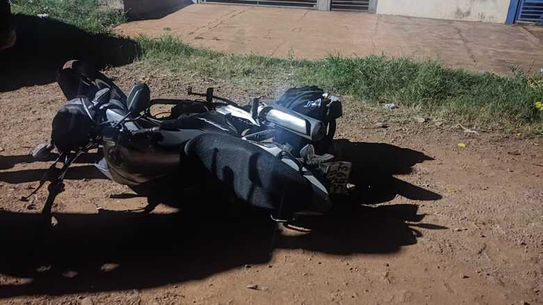 Moto tem suspeita de roubo 