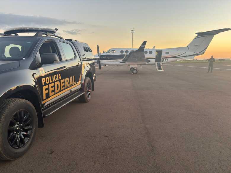 Chegada do Palermo no aeroporto 