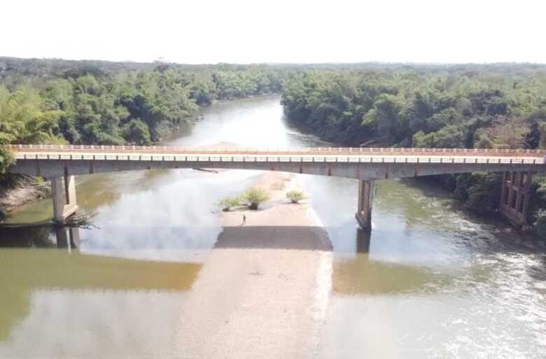 Quem segue pela Estrada do 21 em dire&ccedil;&atilde;o a Bonito deve programar a viagem com anteced&ecirc;ncia