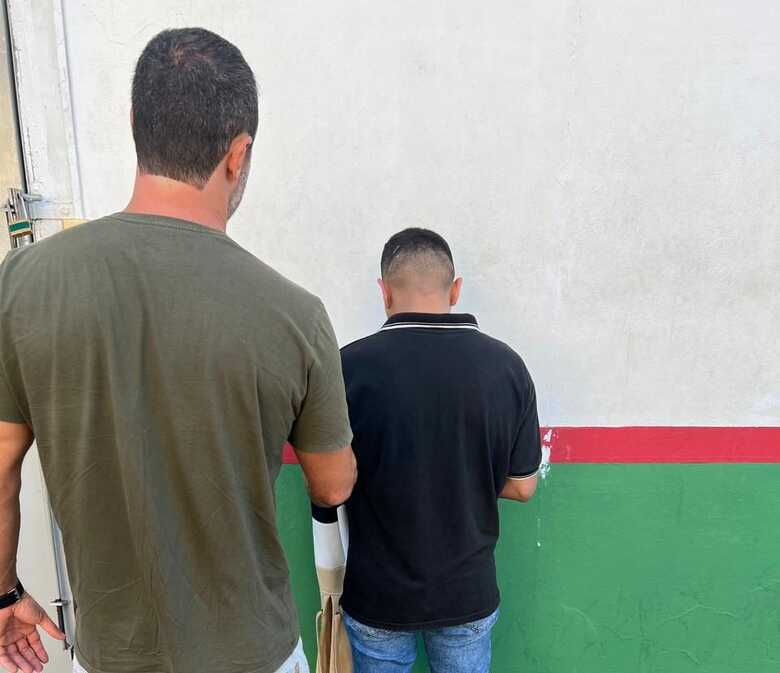 Mec&acirc;nico foi preso em Timb&oacute;