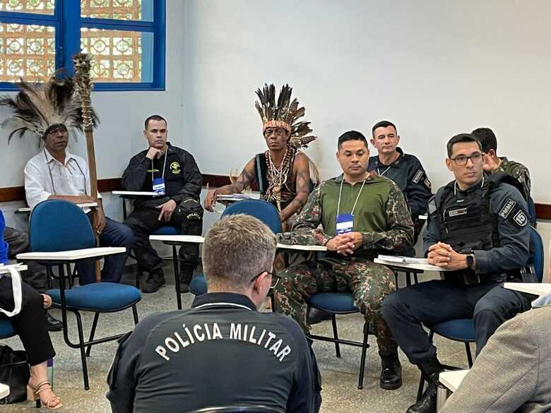 A forma&ccedil;&atilde;o tamb&eacute;m contou com a participa&ccedil;&atilde;o de lideran&ccedil;as ind&iacute;genas