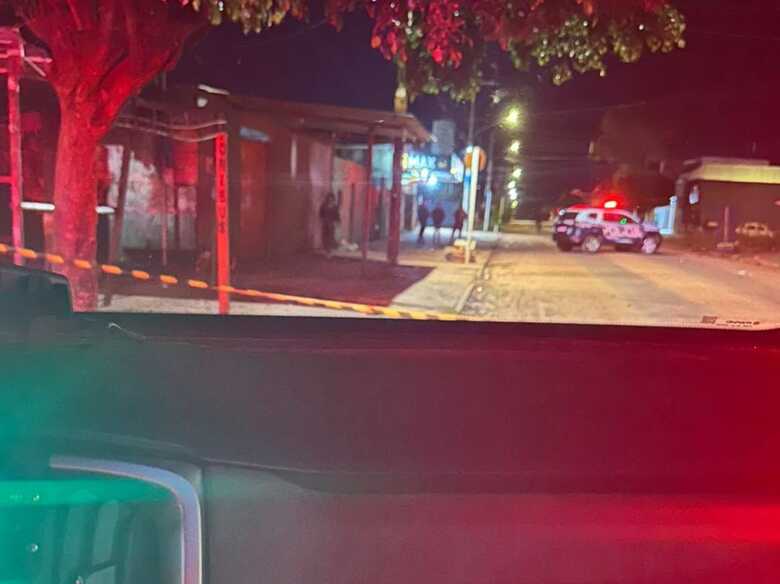 Quatro suspeitos foram presos em flagrante, incluindo o homem apontado como respons&aacute;vel pelos tiros
