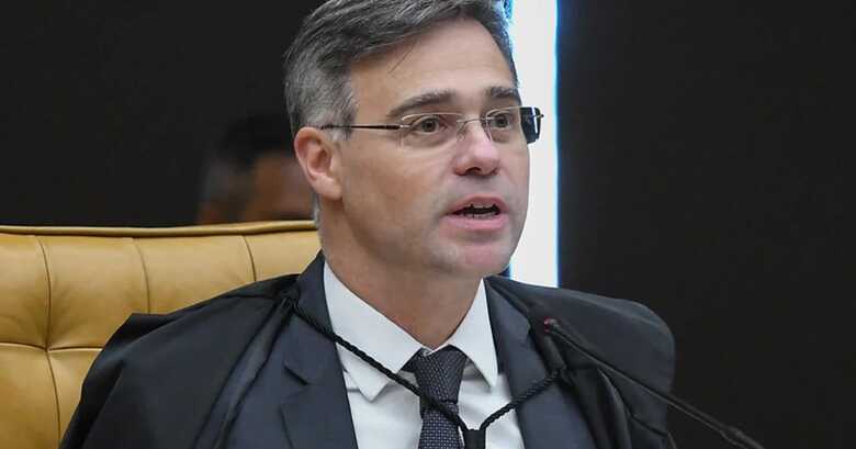 Ministro Andr&eacute; Mendon&ccedil;a autorizou o cumprimento de dois mandados de busca e apreens&atilde;o e medidas cautelares