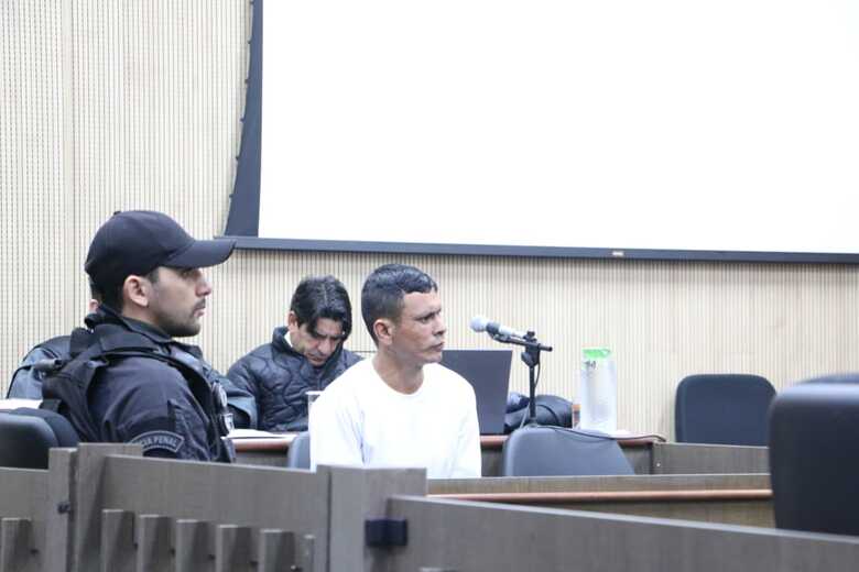 'Maracaju' senta no banco dos r&eacute;us para julgamento em Campo Grande