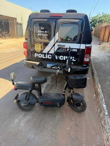Moto recuperada pela pol&iacute;cia