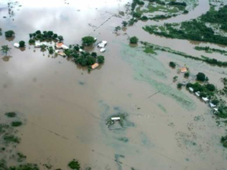 Fazendas inundadas na região do Pantanal.