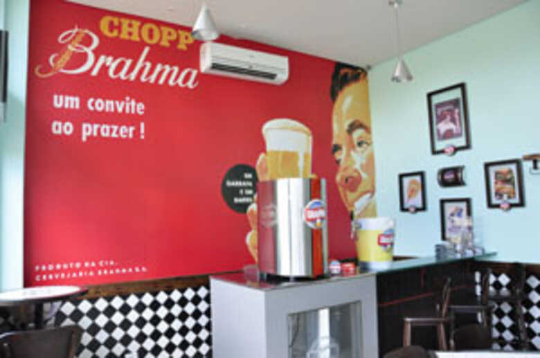 A choppeira é por conta da casa