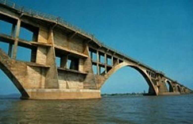 Ponte foi tombada em Corumbá