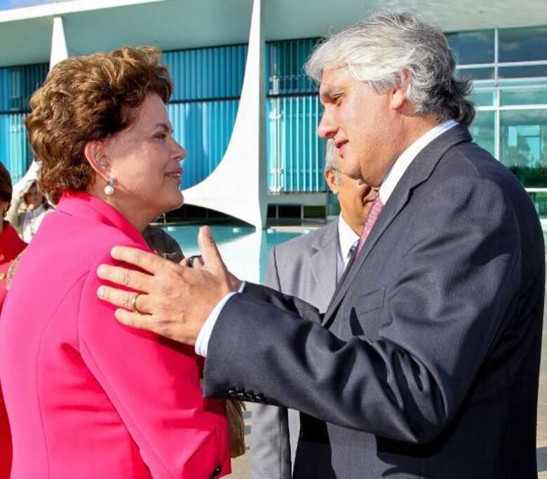 Dilma Roussef e Delcídio Amaral 
